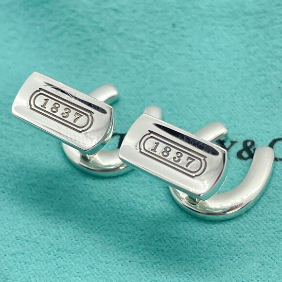 Tiffany 1837 Horseshoe Luck Cufflinks in Sterling Silver - Picture 5 of 10